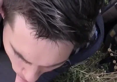 Amateur Student Deepthroats Cock