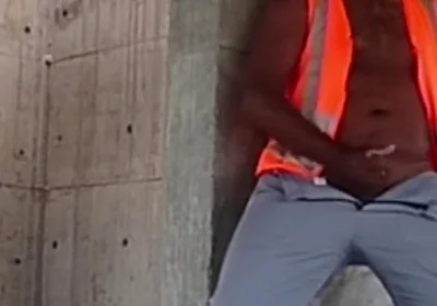 After Work I Went to the Construction Site to Enjoy Myself