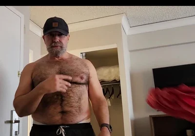 Hot Stepdaddy Bear Sucking My Big Ginger Dick When He Got Home From the Gym