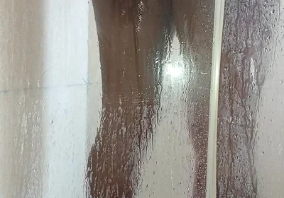 Time to Shower with My Toy