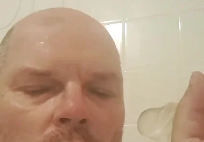 Attached Sucking and Blowing for the Slut