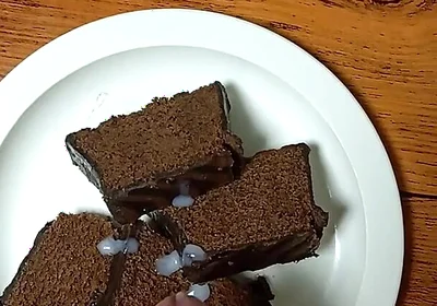chocolate cake with cum