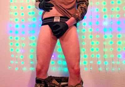 Soldier Reports for Duty