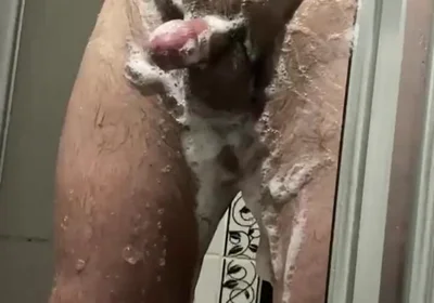 1-) Turkish Bathroom Shower and Big Ejaculation.foot:)