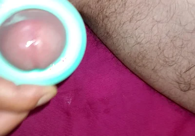 Look at the Handsome Man's Shoots Cum
