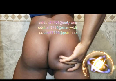 Just a Lil Ass Shaking for Your Morning