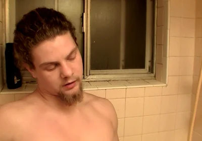 Wolfe Loves to Jerk It in the Shower
