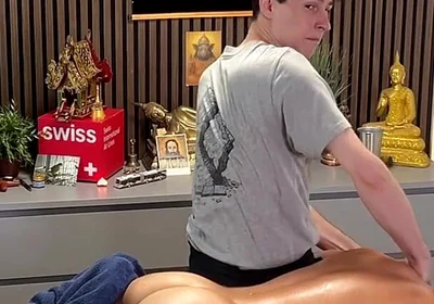 Hot Straight Guy Gets Handjob From Masseur
