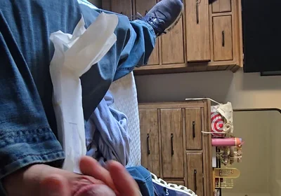 Sexy Soft Asian Huge Overnight Maxi-pad Stroking
