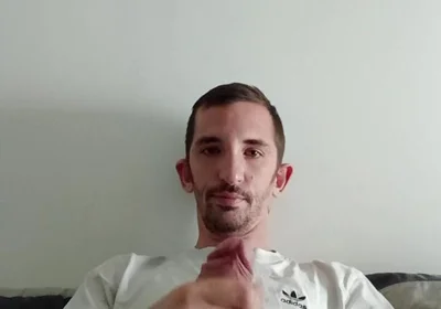 Xxl of a Young Guy with Big Cumshot