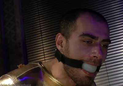 Zeus Goldy Bondage Challenge