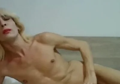 Transvestite Model Masturbates Naked With A Dildo In Her Mouth - Private Show