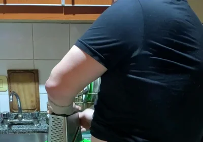 I like to cook and to cum