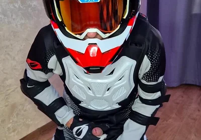 I Put on My Boyfriend's Mxgear, Cum Twice
