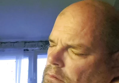 Dildo Fuck Demonstration of the Slut in the Morning