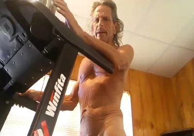 9-16-26 Tread Mill Audio Is Rough Sorry Fixit in the Shower Video Pt 1.