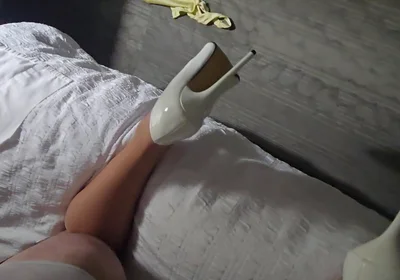 Shaped Belted Pads in Lingerie