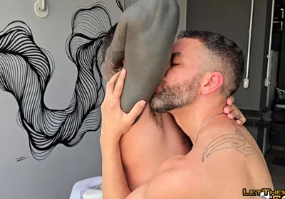 Massage Big Dick Muscle Stud Fucks Ass Bareback Caught