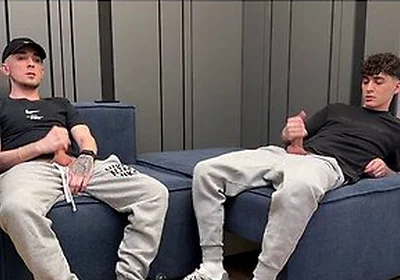 Guys Jerking Off Together