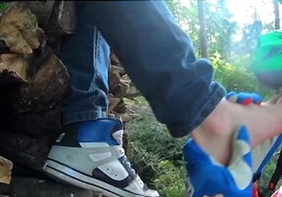 Take Off Dc Shoes Of Blond Teen 18+ Boy
