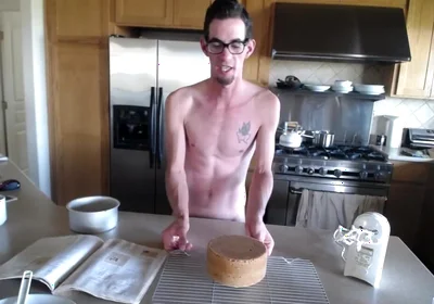 Chaturbate Baking Show Making a Cake