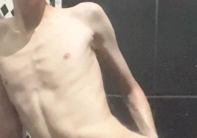 Kedoimath - a Twink Showing His Femine Body
