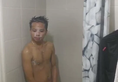 Pinoy Twink Get Hard Under the Shower