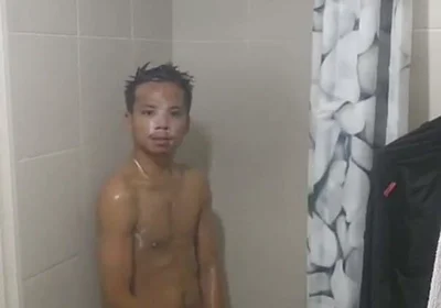 Pinoy Twink Get Hard Under the Shower