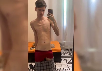 Skinny Jaw Cracks with Cock Size