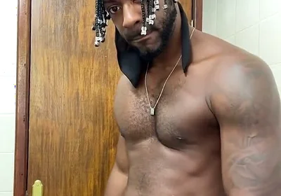 10 Inches Black Guy Masturbating and Cum