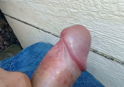 Pissing and Jerk off Outside