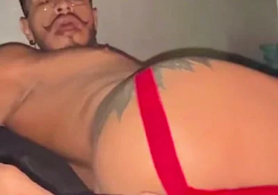 Greedy Passive Opens His Ass and Stuffs It with Thick Toys