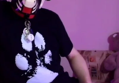 Playful Pup Tease with Fingers and Flex