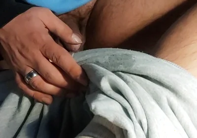 Dj Bro Piss and Games with Dirty Socks.... Hammer on It!