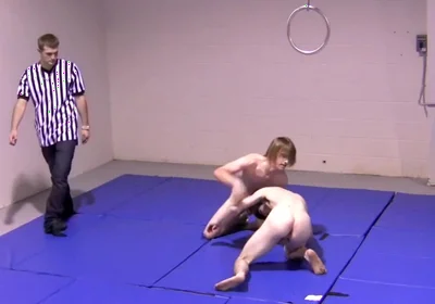 Strip Wrestling - Chapter 2