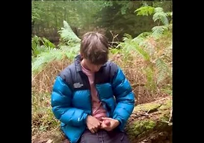 Twink Forest Wank