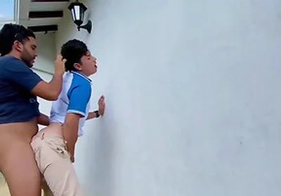 Cruising Stranger Fucks Me Outdoors Bareback Until He Cums Inside Creampie