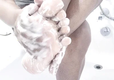 I Clean Sensually My Feet (2025)