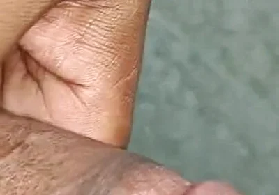 Desi Indian Boy Use Handjob in Bathroom Cum