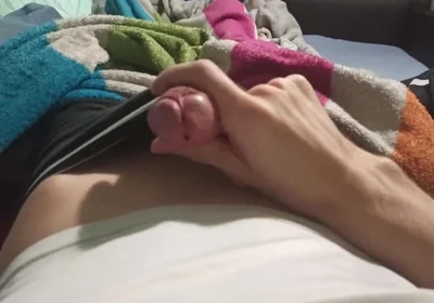 In the Morning, the Guy Decided to Jerk off a Little