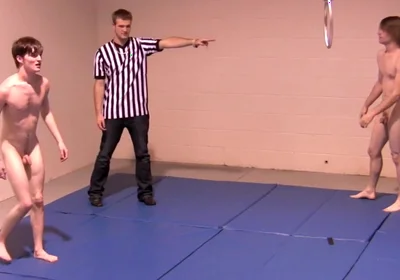 Strip Wrestling - Chapter 3