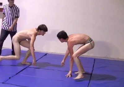 Strip Wrestling - Chapter 8