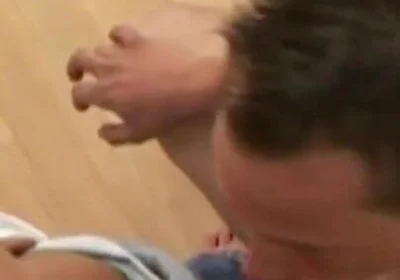 Painter Lads Strip Down to Lose a Load