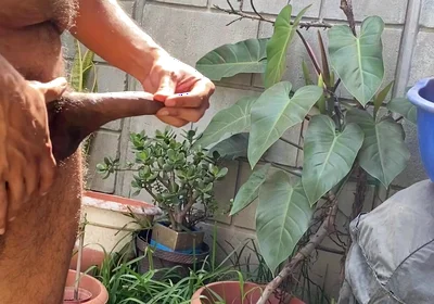 Solo handjob while i tan outside