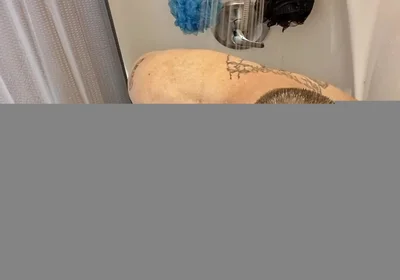 Dubesnackes, Showing Time and Soaping up and Rubbing His Sexy Body.