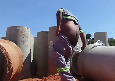 I Took Advantage of the Holiday to Be Alone and at the Construction Site