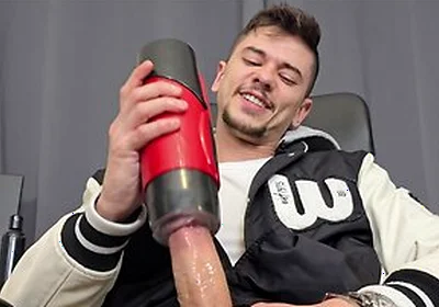 Jerking Off With My Toy !