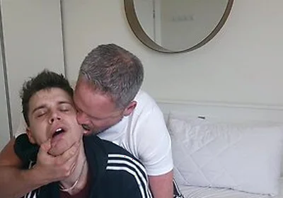Irishstr8huntr Uses Cam Do Attitude