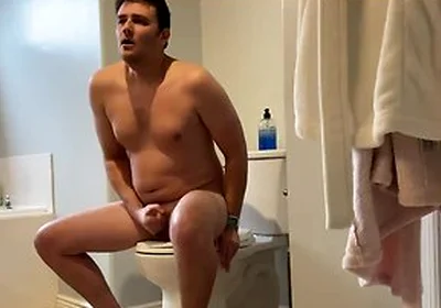 Watch Me Cum On The Floor While I Have A Dildo Up My Arse
