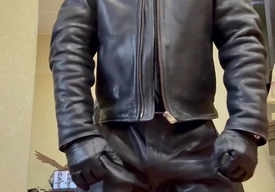 Leather Cop Kinkysirius in Full Leather Staged a Leather Striptease